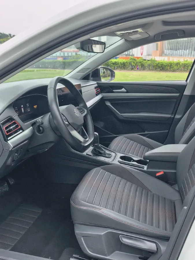 2023 Volkswagen Lavida 1.5T 160HP L4 7DCT,autocango,china used car exporter,china ev exporter,chinese used car exporter,chinese used ev exporter