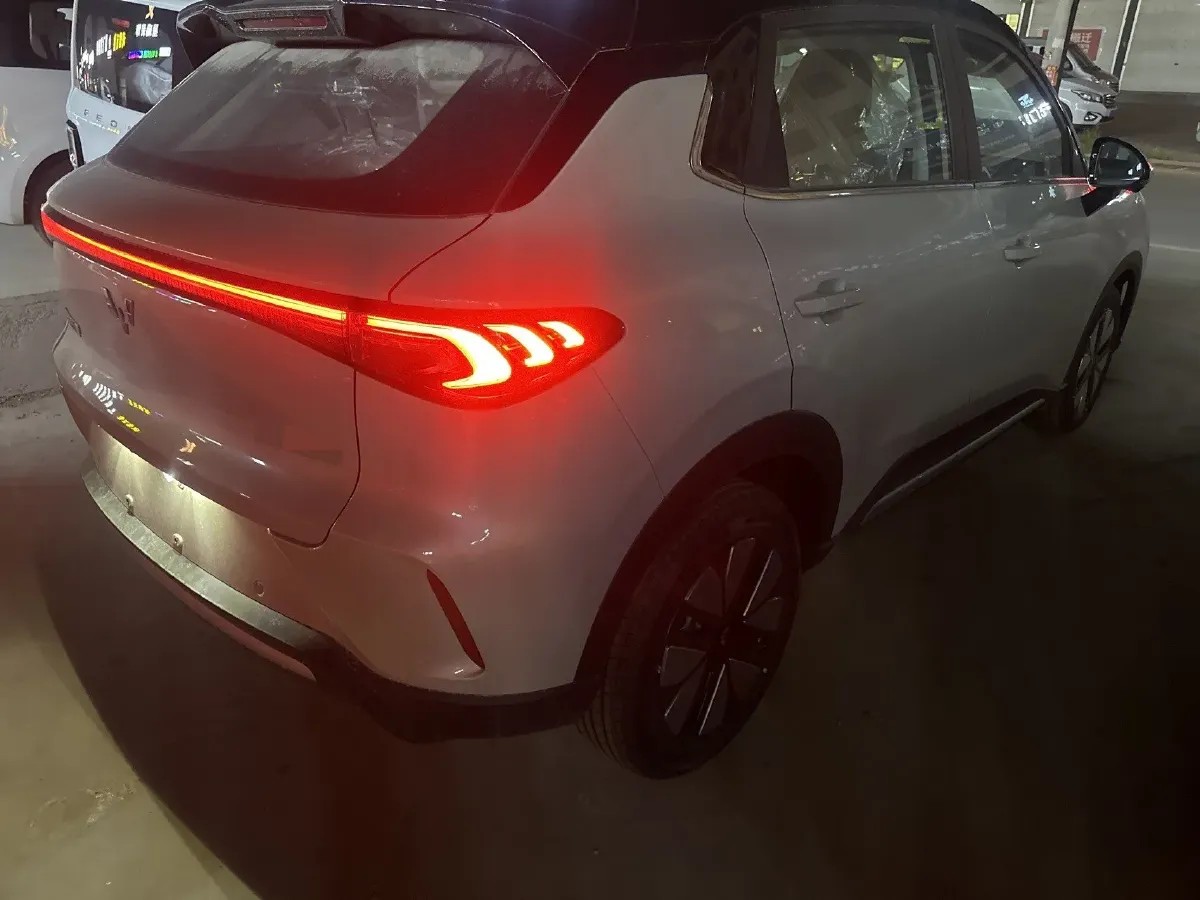 2025 WuLing HongGuang New Energy REEV 99HP REEV,autocango,china used car exporter,china ev exporter,chinese used car exporter,chinese used ev exporter