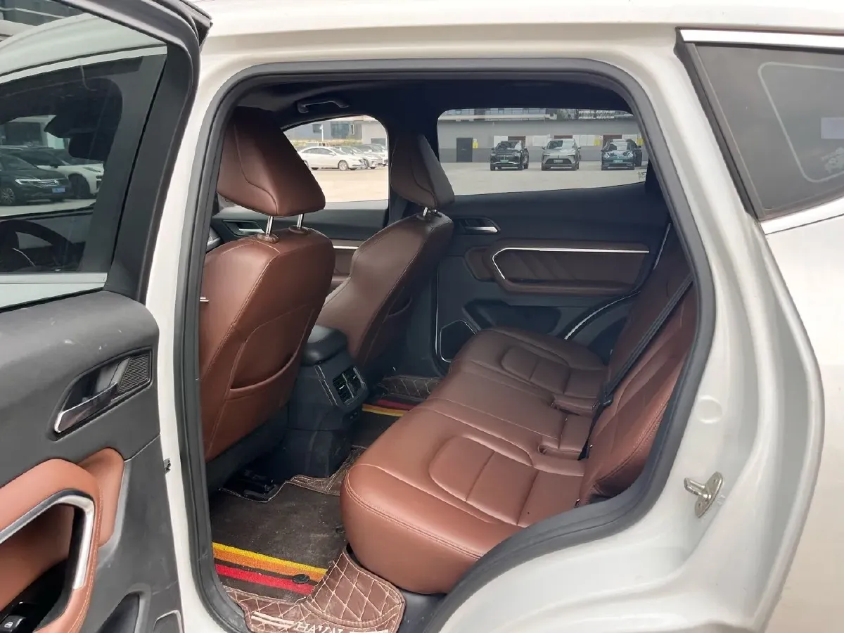 2018 Haval H6 1.5T 169HP L4 7DCT,autocango,china used car exporter,china ev exporter,chinese used car exporter,chinese used ev exporter