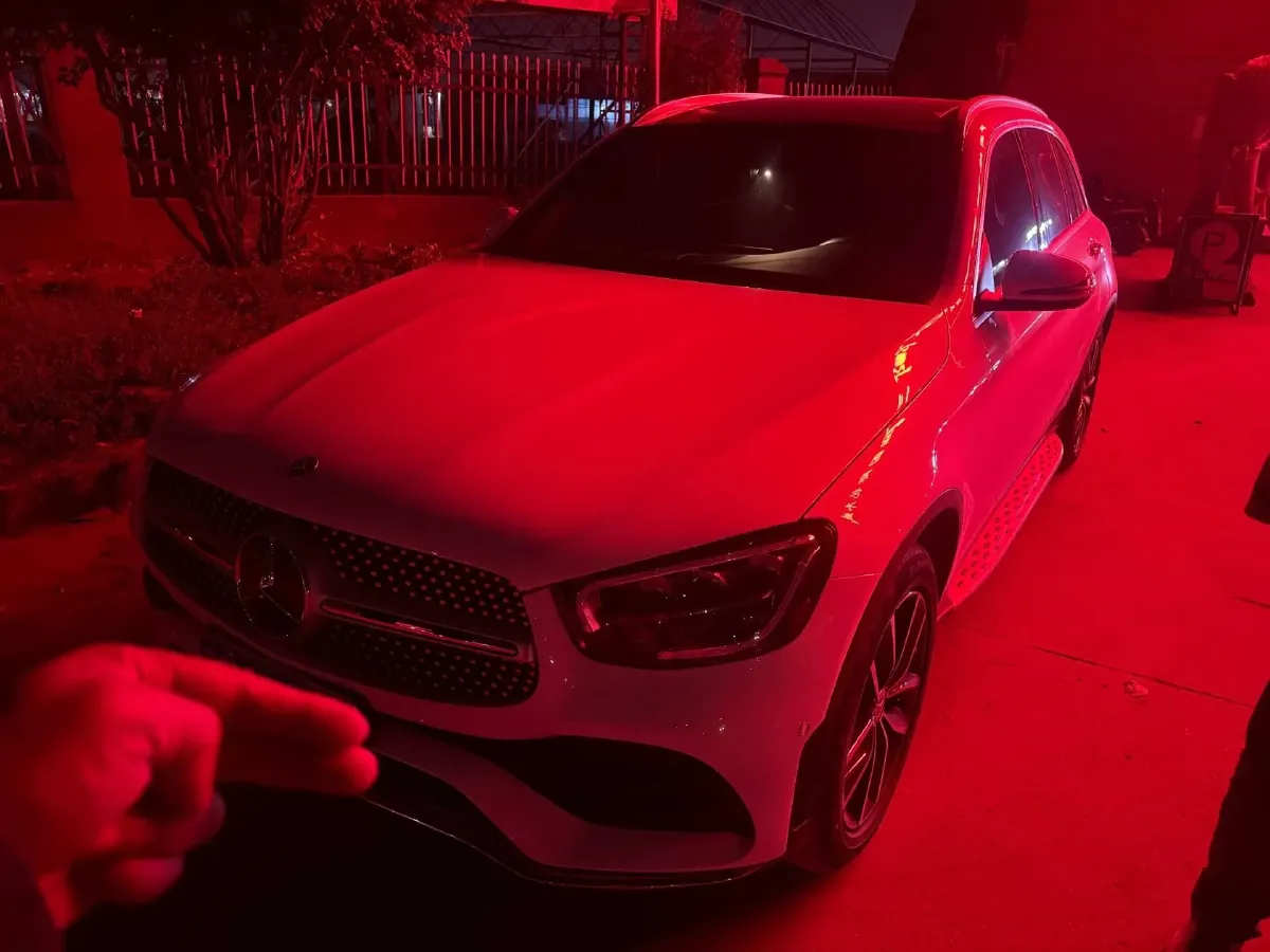 2022 Mercedes-Benz GLC Class 2.0T 258HP L4 9AT,autocango,china used car exporter,china ev exporter,chinese used car exporter,chinese used ev exporter