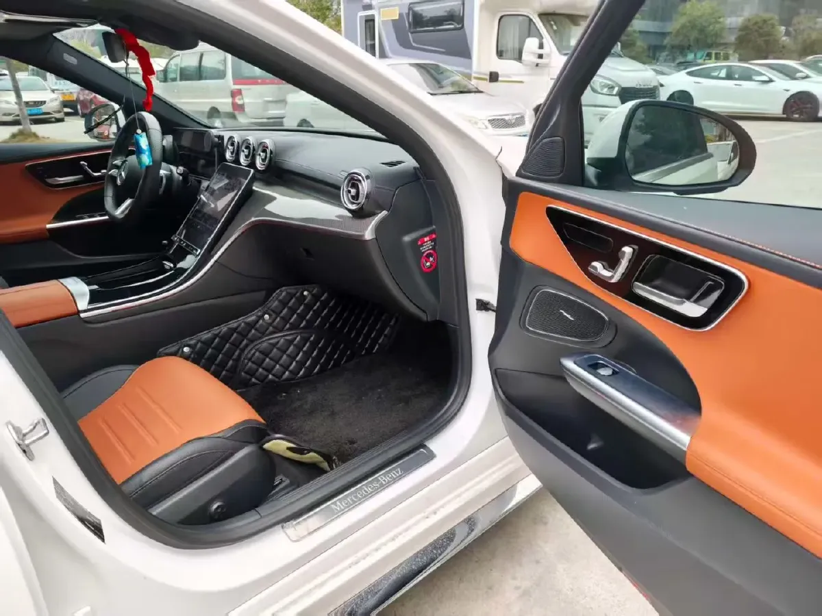 2023 Mercedes-Benz C Class 1.5T 204HP L4 9AT,autocango,china used car exporter,china ev exporter,chinese used car exporter,chinese used ev exporter