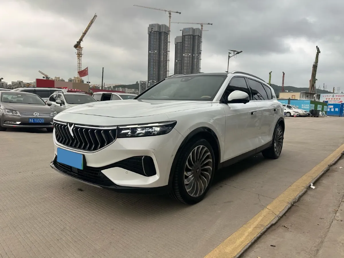 2021 Voyah FREE Range Extended 109HP REEV 33KWH,autocango,china used car exporter,china ev exporter,chinese used car exporter,chinese used ev exporter