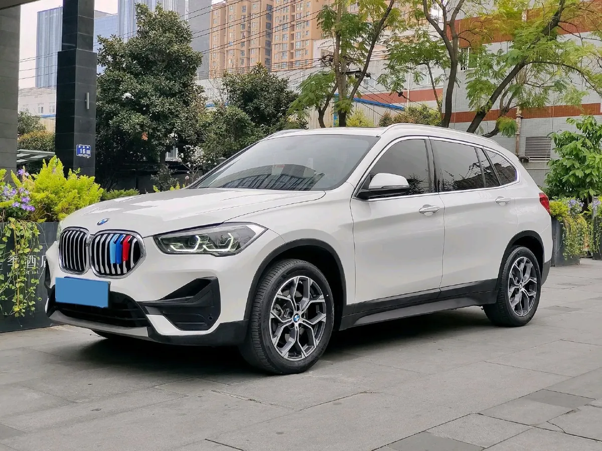 2021 BMW X1 2.0T 192HP L4 7DCT,autocango,china used car exporter,china ev exporter,chinese used car exporter,chinese used ev exporter