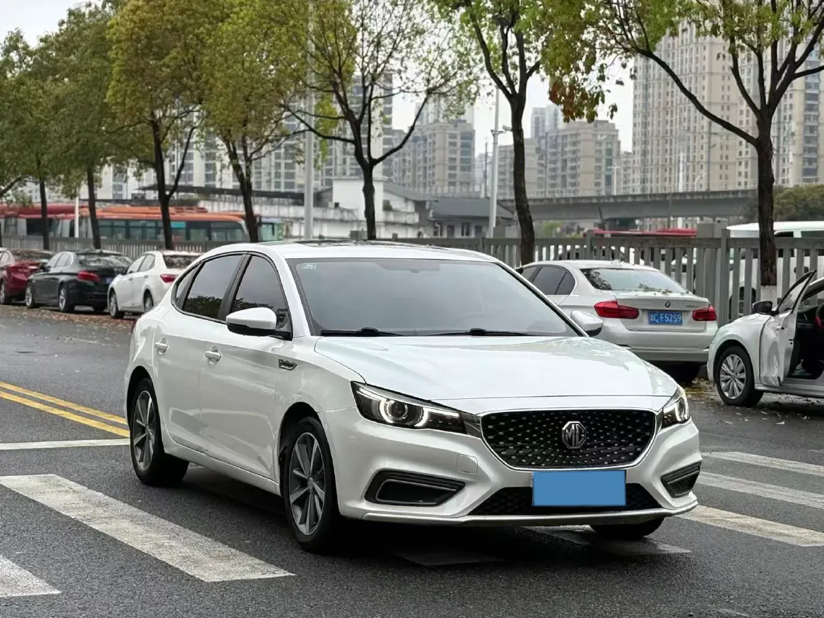 2019 MAXUS XinTu V80 2.5T 136HP L4 6AMT,autocango,china used car exporter,china ev exporter,chinese used car exporter,chinese used ev exporter