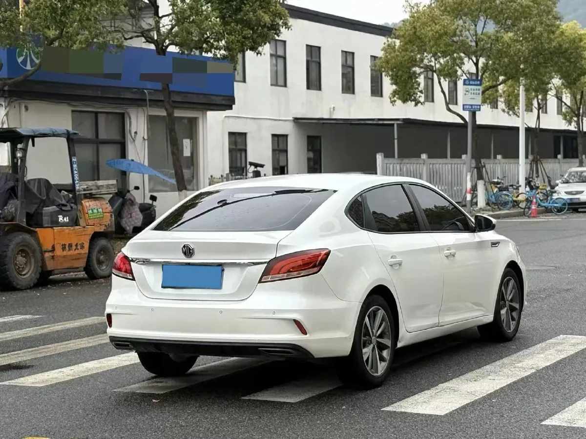 2019 MAXUS XinTu V80 2.5T 136HP L4 6AMT,autocango,china used car exporter,china ev exporter,chinese used car exporter,chinese used ev exporter