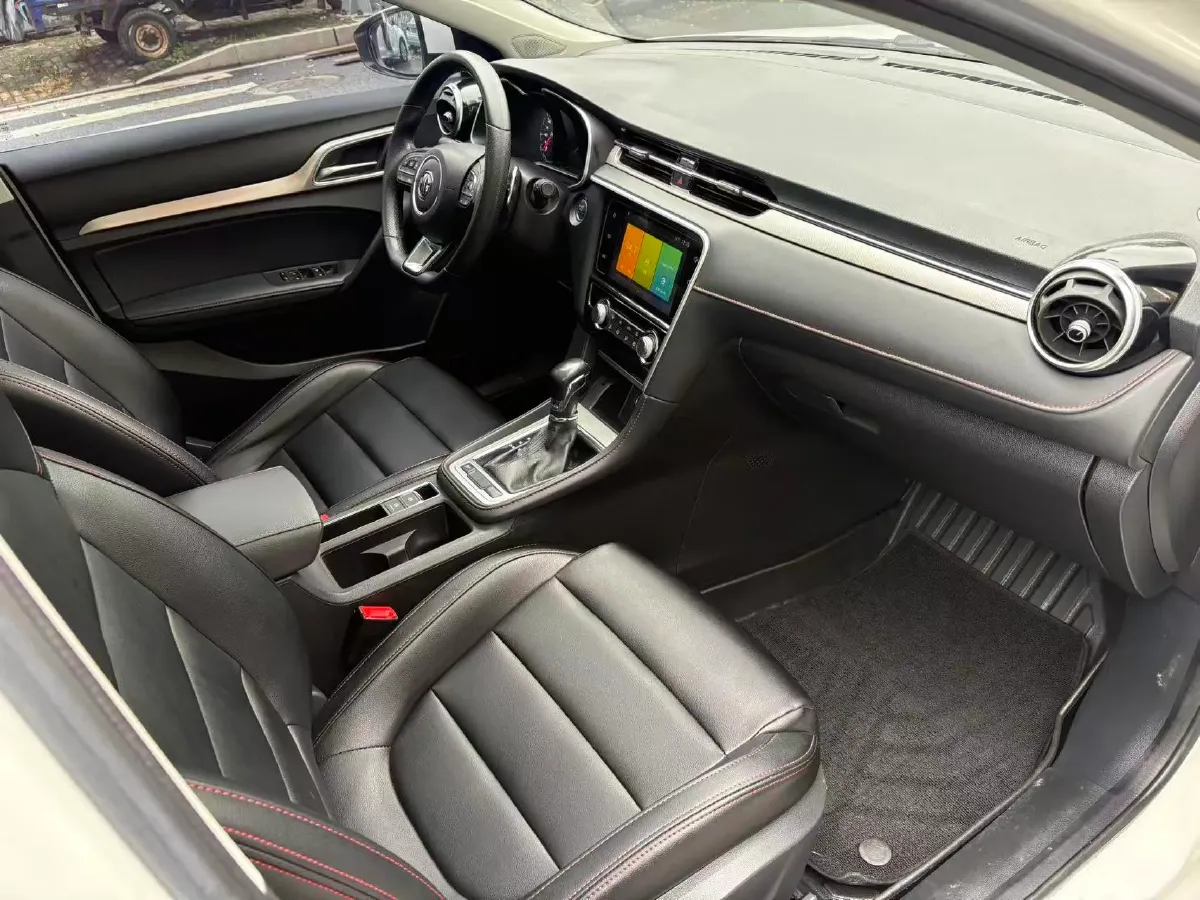 2019 MAXUS XinTu V80 2.5T 136HP L4 6AMT,autocango,china used car exporter,china ev exporter,chinese used car exporter,chinese used ev exporter