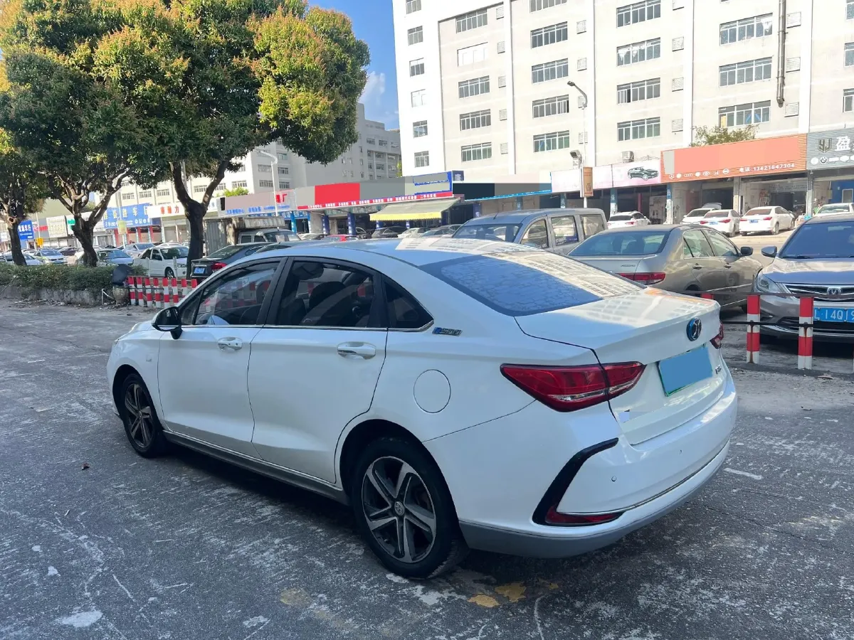 2018 BeiJing Auto EU5 BEV 53.66KWH,autocango,china used car exporter,china ev exporter,chinese used car exporter,chinese used ev exporter