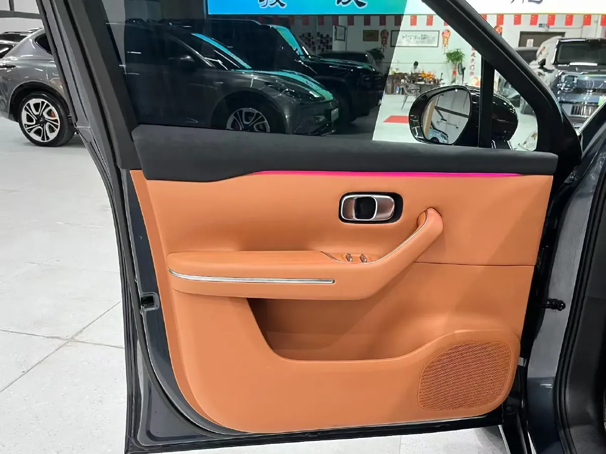 2024 Leapmotor C10 1.5L 95HP L4 REEV 28.4KWH,autocango,china used car exporter,china ev exporter,chinese used car exporter,chinese used ev exporter