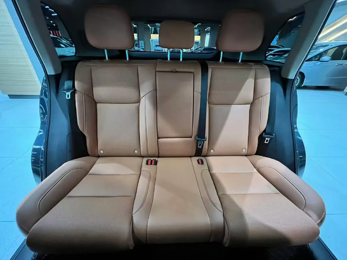 2024 Leapmotor C10 1.5L 95HP L4 REEV 28.4KWH,autocango,china used car exporter,china ev exporter,chinese used car exporter,chinese used ev exporter