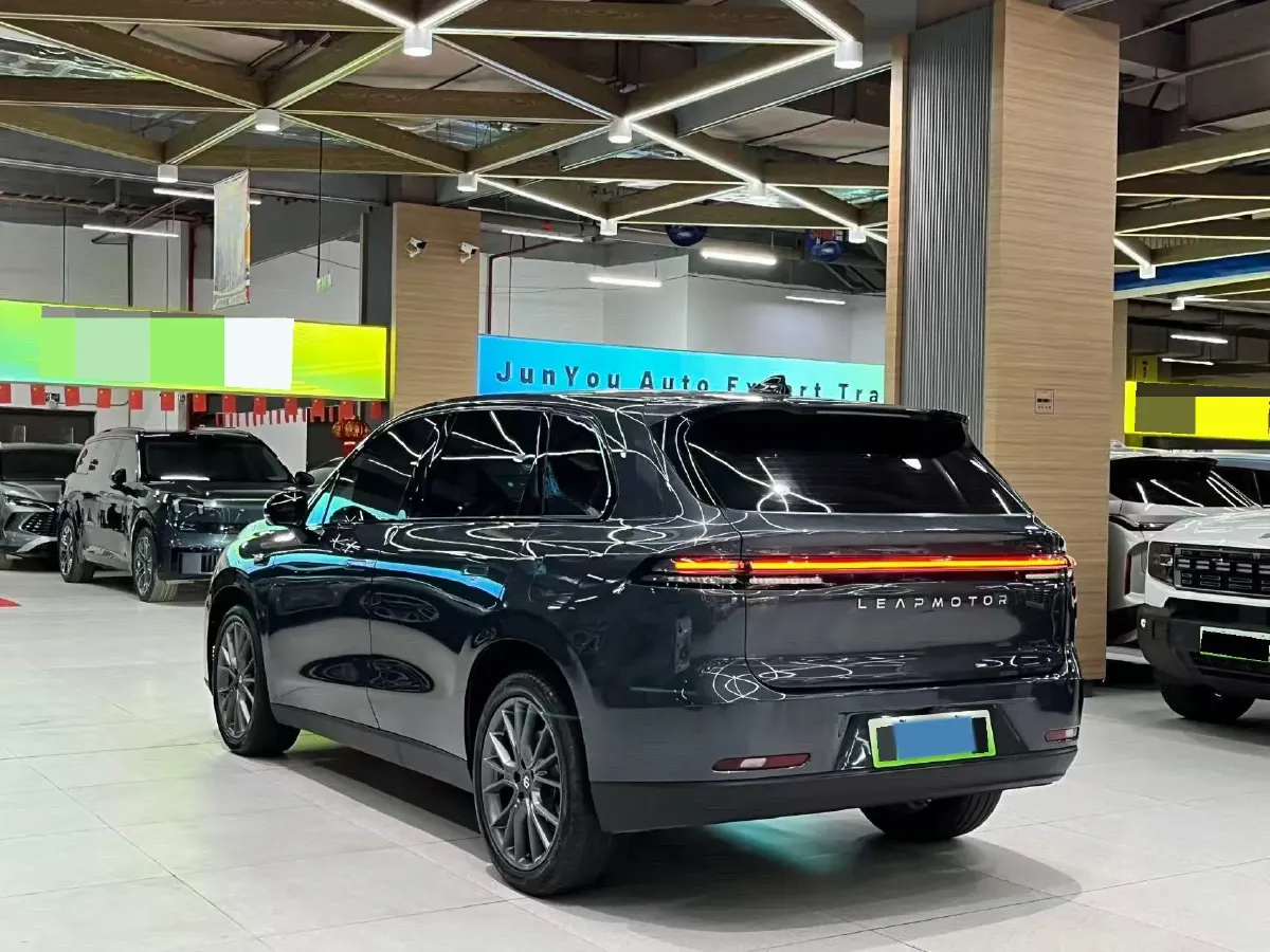 2024 Leapmotor C10 1.5L 95HP L4 REEV 28.4KWH,autocango,china used car exporter,china ev exporter,chinese used car exporter,chinese used ev exporter