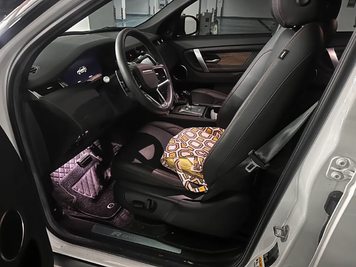 2021 Land Rover Discovery Sport 2.0T 249HP L4 9AT,autocango,china used car exporter,china ev exporter,chinese used car exporter,chinese used ev exporter