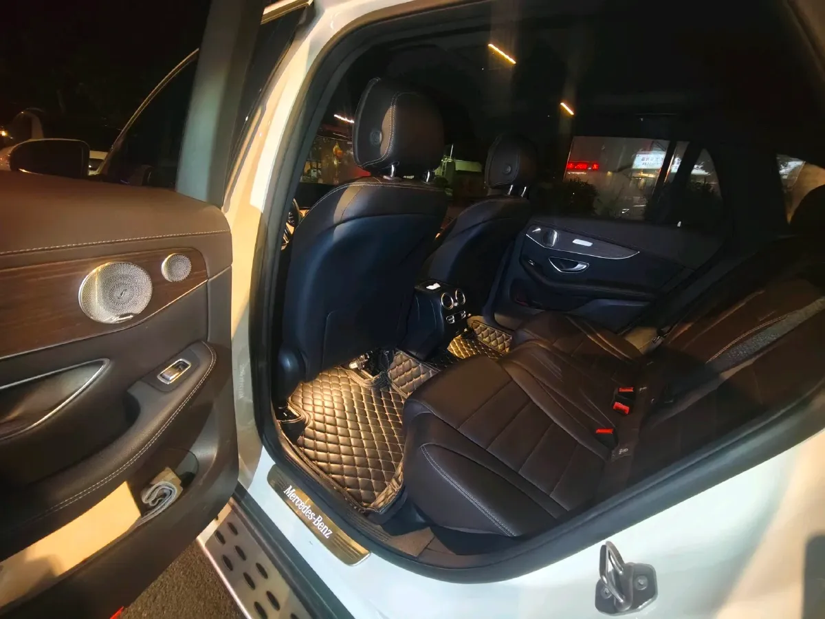 2021 Mercedes-Benz GLC Class 2.0T 258HP L4 9AT,autocango,china used car exporter,china ev exporter,chinese used car exporter,chinese used ev exporter