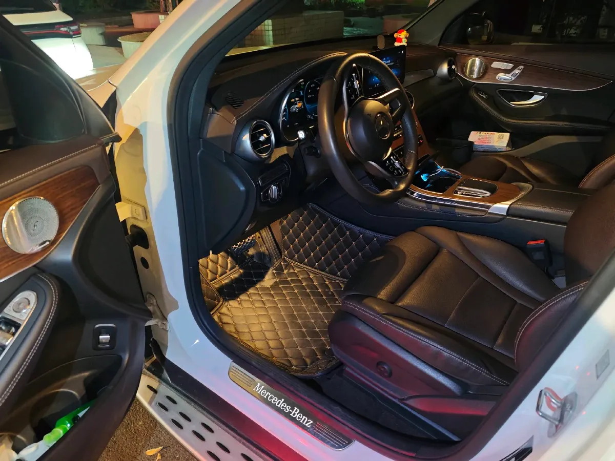 2021 Mercedes-Benz GLC Class 2.0T 258HP L4 9AT,autocango,china used car exporter,china ev exporter,chinese used car exporter,chinese used ev exporter