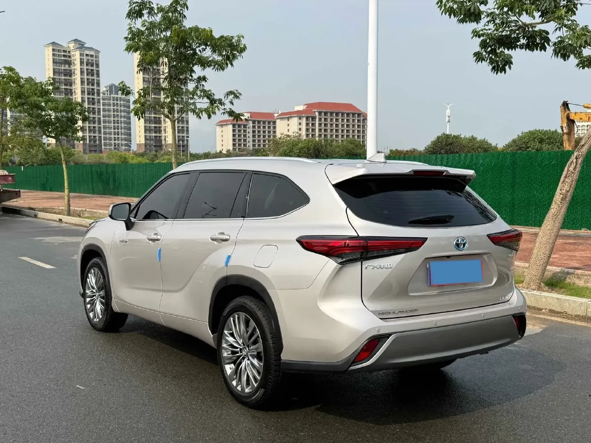 2023 Toyota Highlander 2.5L 189HP L4 E-CVT Hybrid,autocango,china used car exporter,china ev exporter,chinese used car exporter,chinese used ev exporter