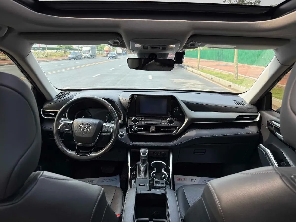 2023 Toyota Highlander 2.5L 189HP L4 E-CVT Hybrid,autocango,china used car exporter,china ev exporter,chinese used car exporter,chinese used ev exporter