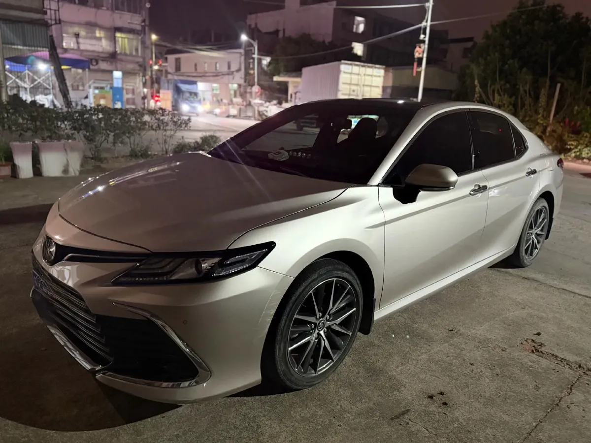 2021 Toyota Camry 2.5L 209HP L4 8AT,autocango,china used car exporter,china ev exporter,chinese used car exporter,chinese used ev exporter