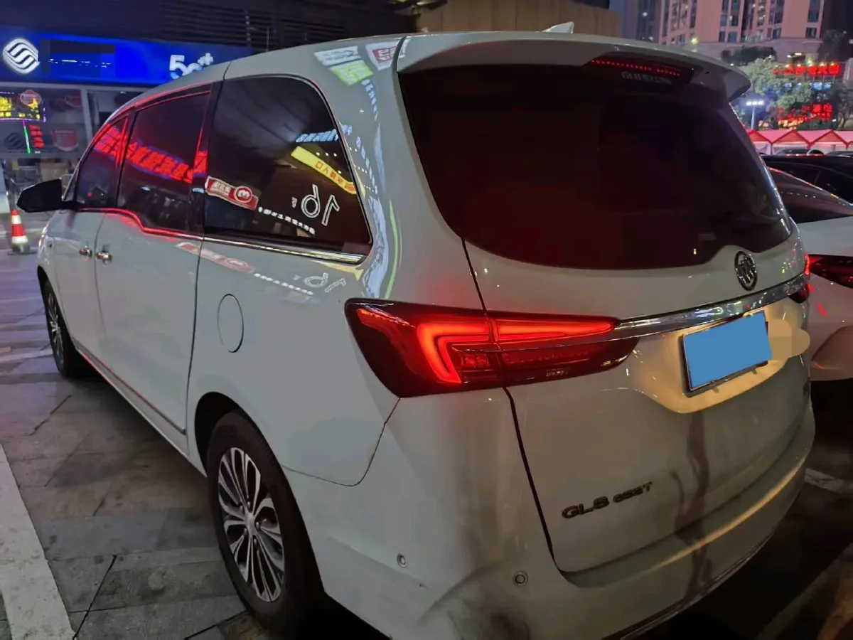 2021 Buick GL8 2.0T 237HP L4 9AT,autocango,china used car exporter,china ev exporter,chinese used car exporter,chinese used ev exporter