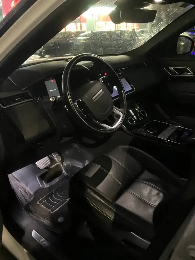 2020 Land Rover Range Rover Velar 2.0T 250HP L4 8AT,autocango,china used car exporter,china ev exporter,chinese used car exporter,chinese used ev exporter