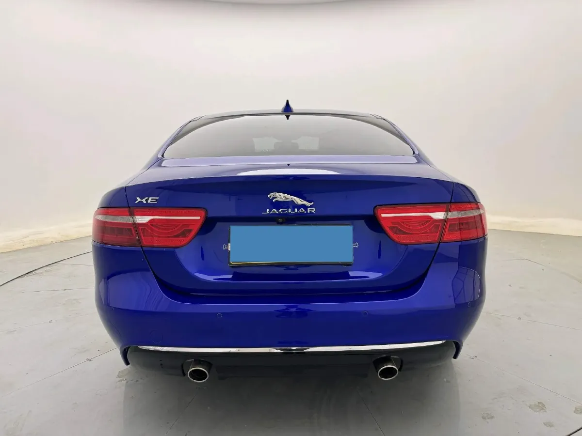 2019 Land Rover Discovery Sport 2.0T 200HP L4 9AT,autocango,china used car exporter,china ev exporter,chinese used car exporter,chinese used ev exporter