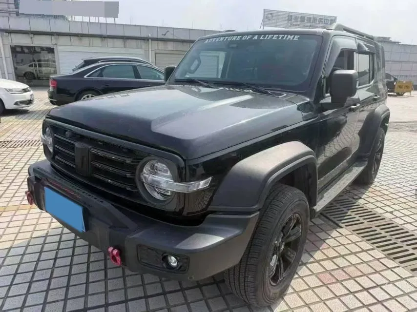 2023 Tank 300 2.0T 227HP L4 8AT,autocango,china used car exporter,china ev exporter,chinese used car exporter,chinese used ev exporter
