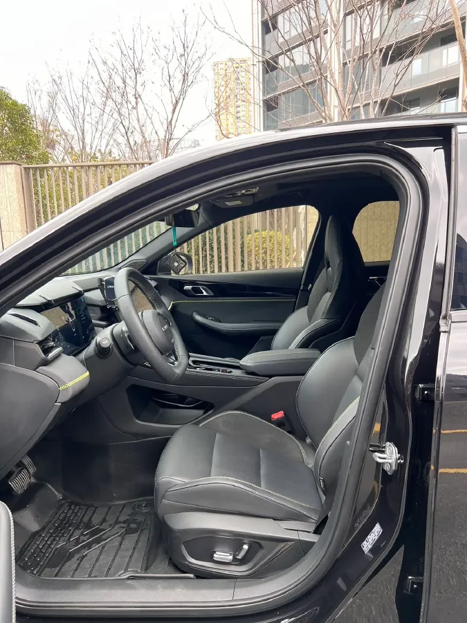 2023 MAXUS G50 1.5T 181HP L4 7DCT,autocango,china used car exporter,china ev exporter,chinese used car exporter,chinese used ev exporter