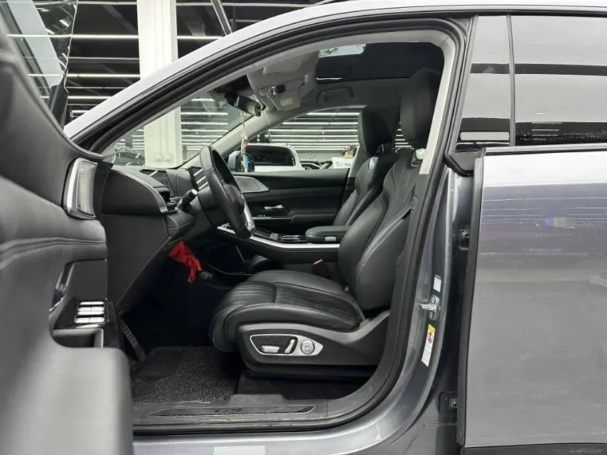 2022 Jeep Gladiator 3.6L 284HP V6 8AT,autocango,china used car exporter,china ev exporter,chinese used car exporter,chinese used ev exporter