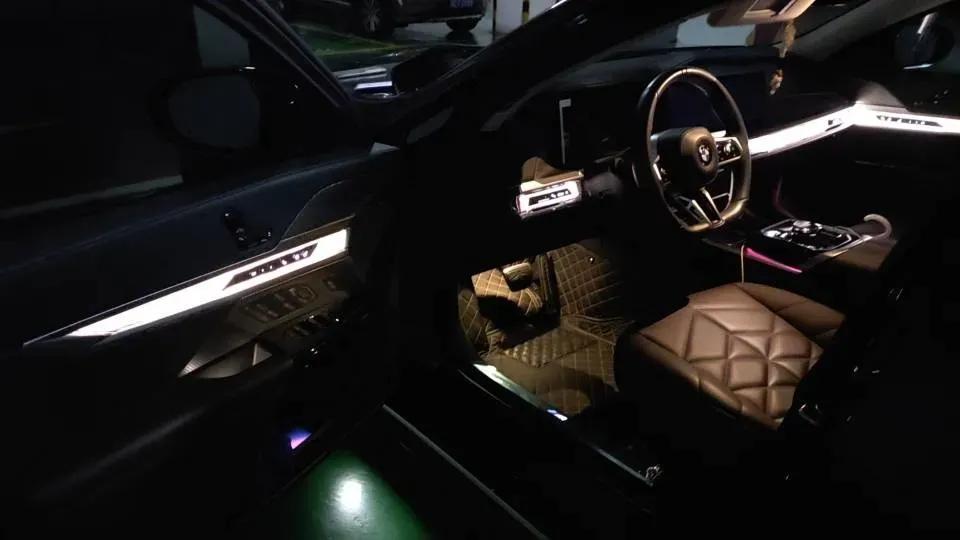 2023 BMW 7 Series 3.0T 272HP L6 8AT,autocango,china used car exporter,china ev exporter,chinese used car exporter,chinese used ev exporter