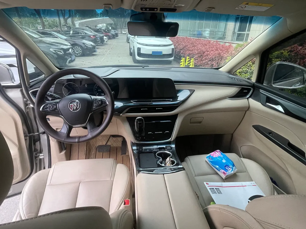 2022 Buick GL8 2.0T 237HP L4 9AT,autocango,china used car exporter,china ev exporter,chinese used car exporter,chinese used ev exporter