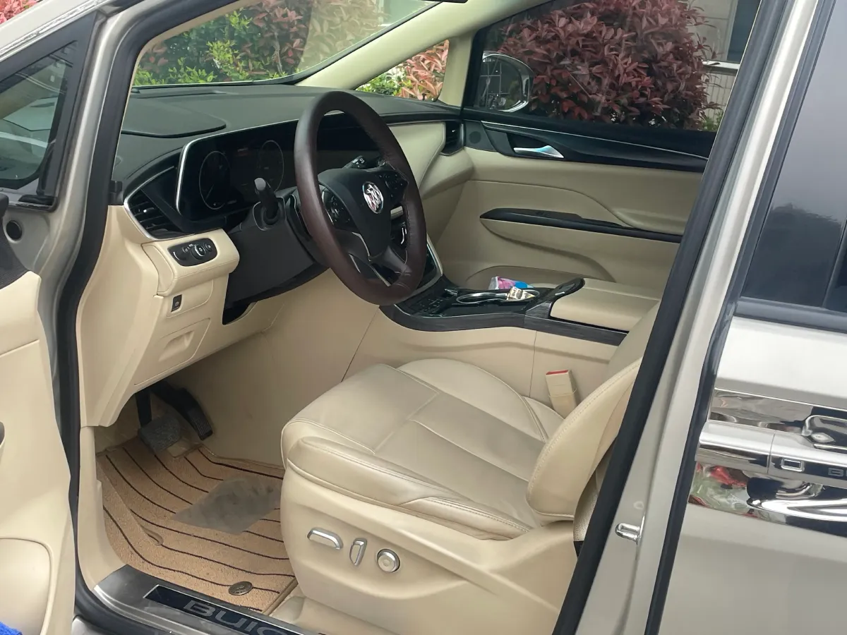 2022 Buick GL8 2.0T 237HP L4 9AT,autocango,china used car exporter,china ev exporter,chinese used car exporter,chinese used ev exporter