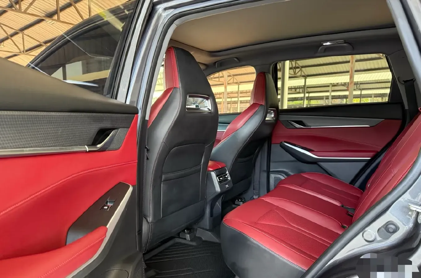 2022 ChangAn CS75 Plus 2.0T 233HP L4 8AT,autocango,china used car exporter,china ev exporter,chinese used car exporter,chinese used ev exporter