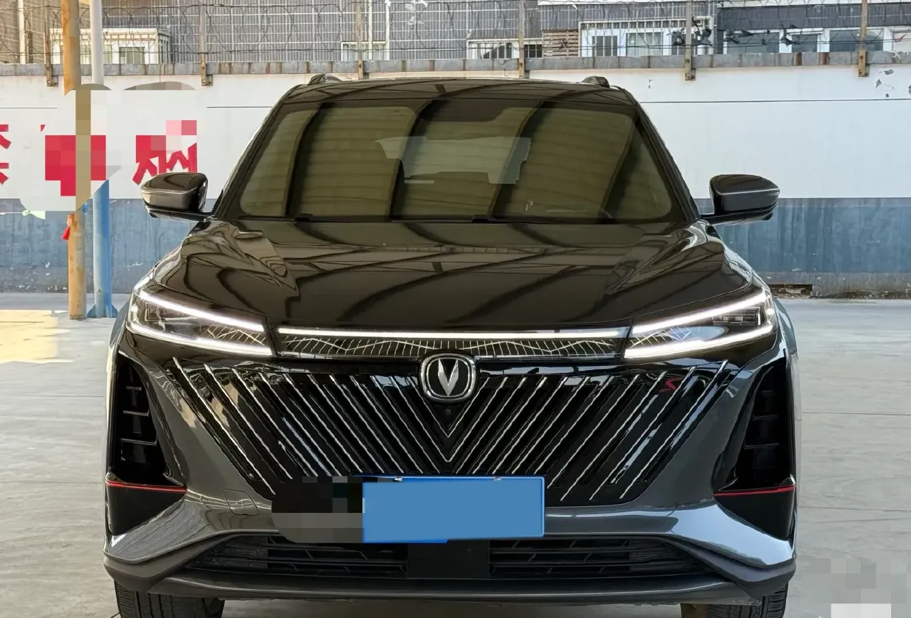 2022 ChangAn CS75 Plus 2.0T 233HP L4 8AT,autocango,china used car exporter,china ev exporter,chinese used car exporter,chinese used ev exporter