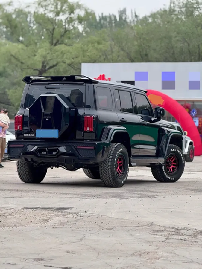 2023 Tank 300 2.0T 227HP L4 8AT,autocango,china used car exporter,china ev exporter,chinese used car exporter,chinese used ev exporter