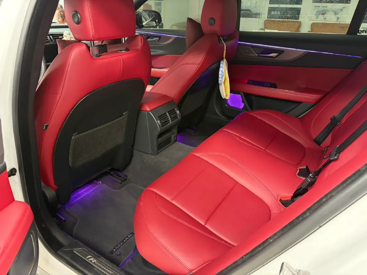 2021 Jaguar XEL 2.0T 250HP L4 8AT,autocango,china used car exporter,china ev exporter,chinese used car exporter,chinese used ev exporter