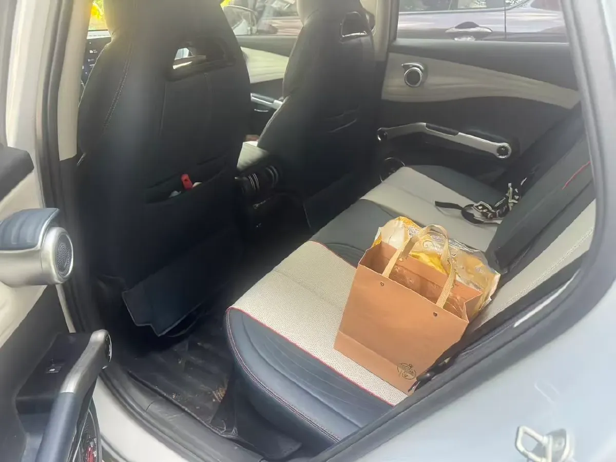 2022 Foton Grand General G7 2.0T 238HP L4 8AT,autocango,china used car exporter,china ev exporter,chinese used car exporter,chinese used ev exporter