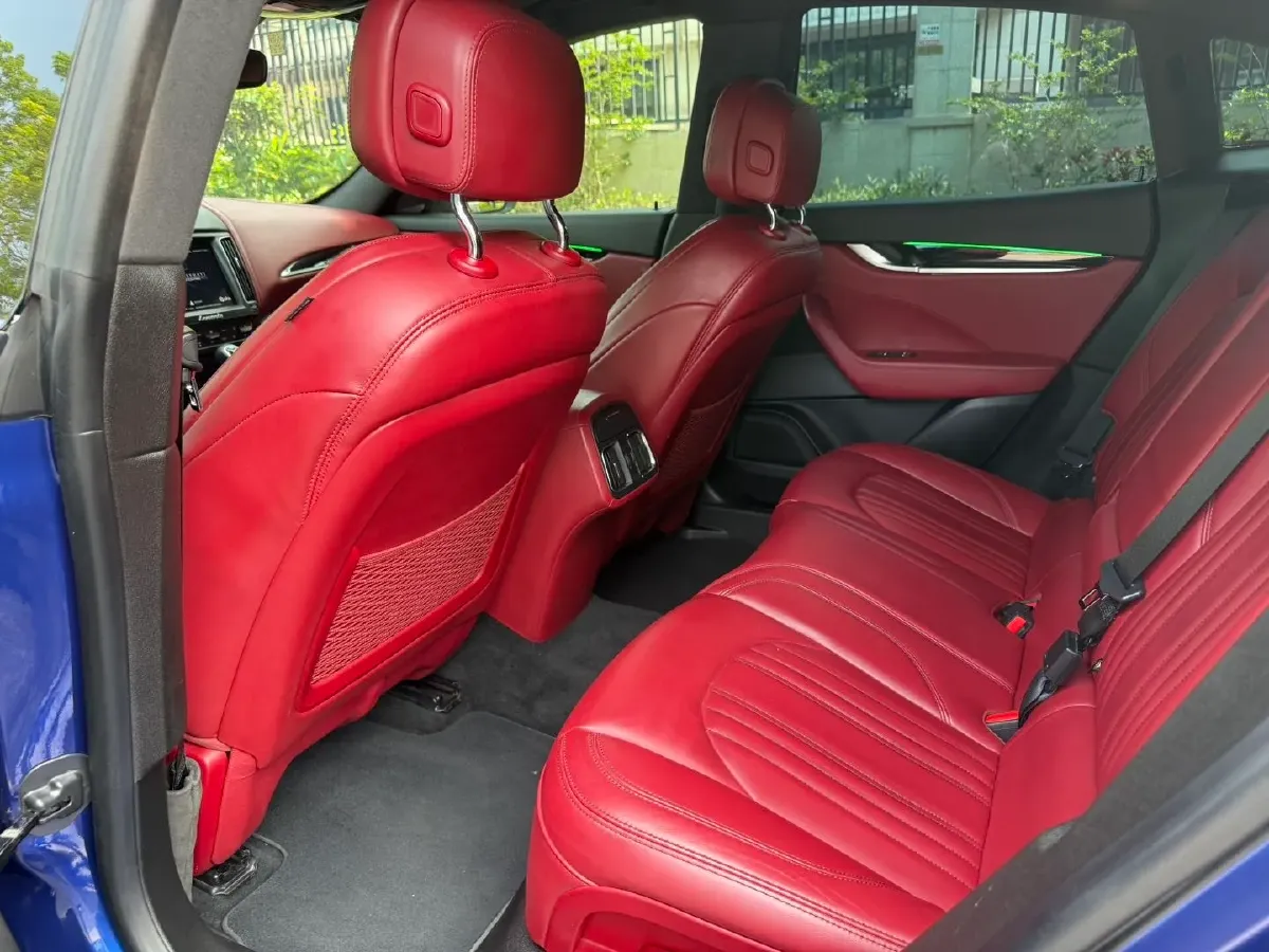 2018 Maserati Levante 3.0T 350HP V6 8AT,autocango,china used car exporter,china ev exporter,chinese used car exporter,chinese used ev exporter