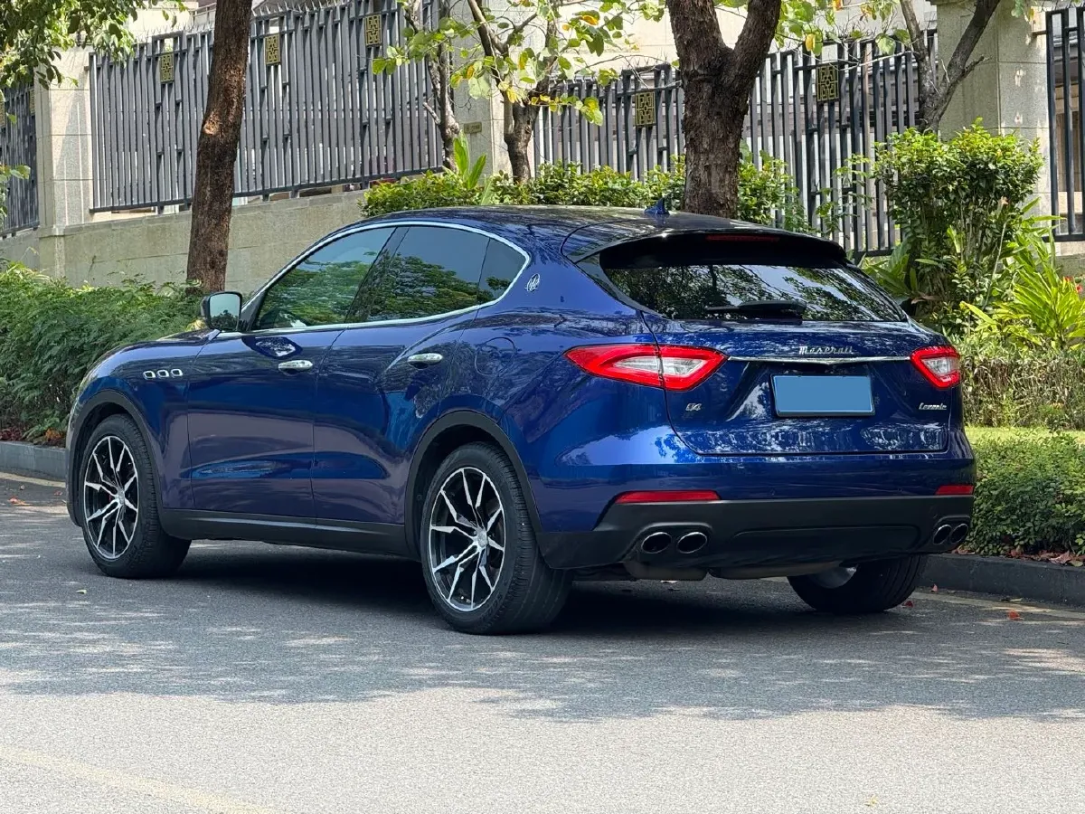 2018 Maserati Levante 3.0T 350HP V6 8AT,autocango,china used car exporter,china ev exporter,chinese used car exporter,chinese used ev exporter