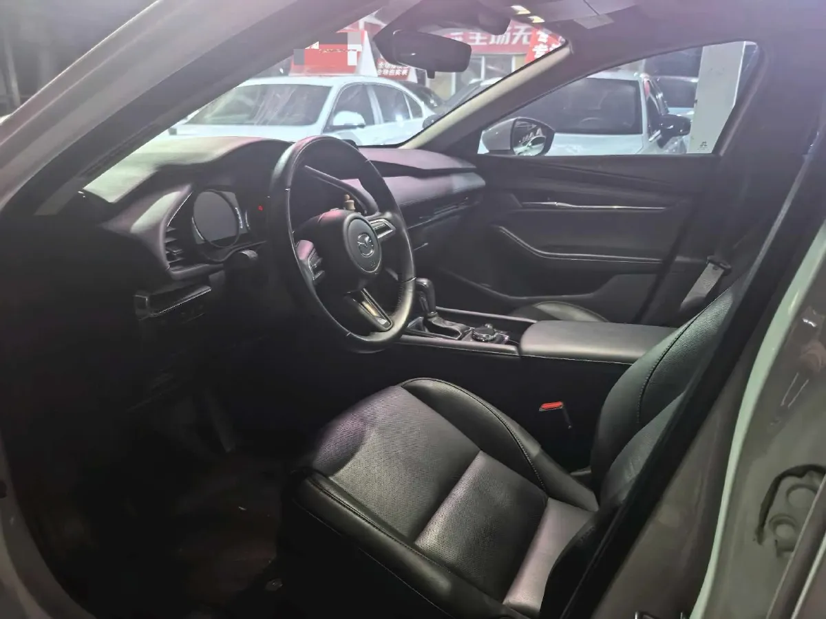 2023 Mazda 3 Axela 2.0L 158HP L4 6AT,autocango,china used car exporter,china ev exporter,chinese used car exporter,chinese used ev exporter