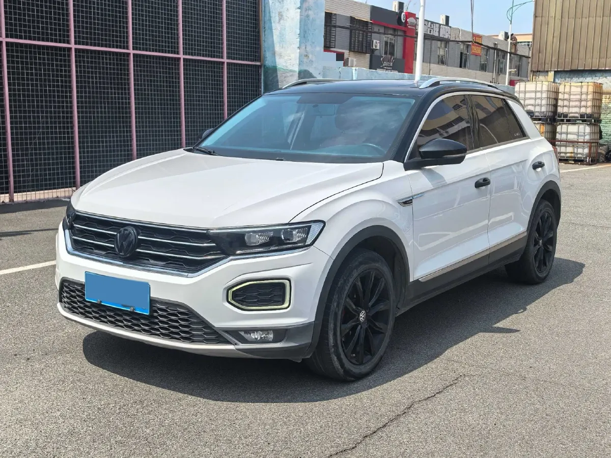 2019 Volkswagen T-Roc 1.4T 131HP L4 7DCT,autocango,china used car exporter,china ev exporter,chinese used car exporter,chinese used ev exporter
