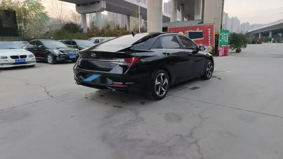 2021 Hyundai Elantra 1.5L 115HP L4 CVT,autocango,china used car exporter,china ev exporter,chinese used car exporter,chinese used ev exporter