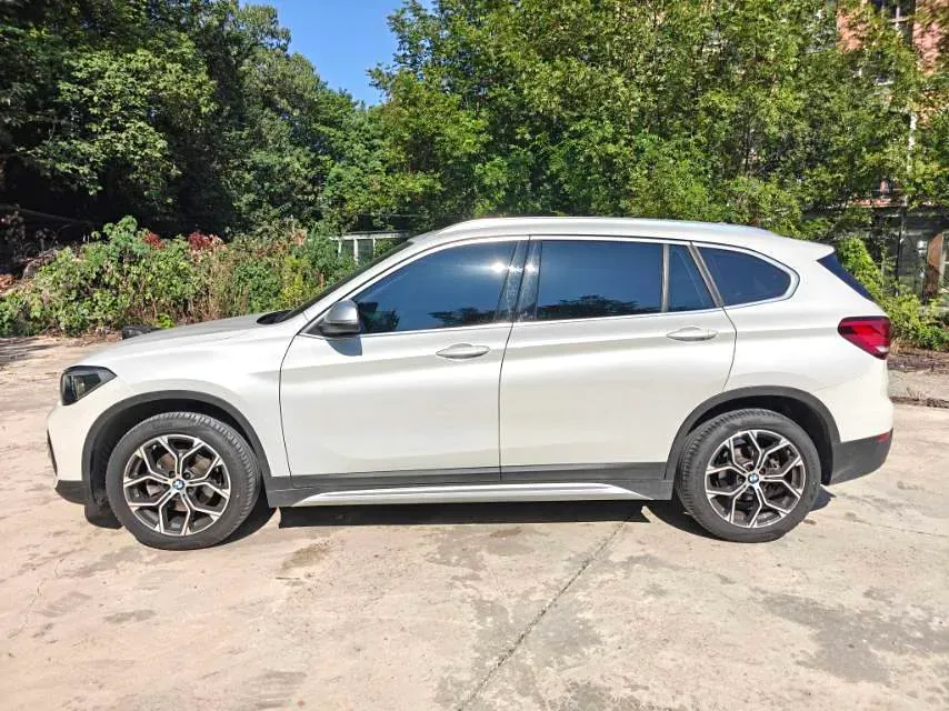 2022 BMW X1 1.5T 140HP L3 7DCT,autocango,china used car exporter,china ev exporter,chinese used car exporter,chinese used ev exporter