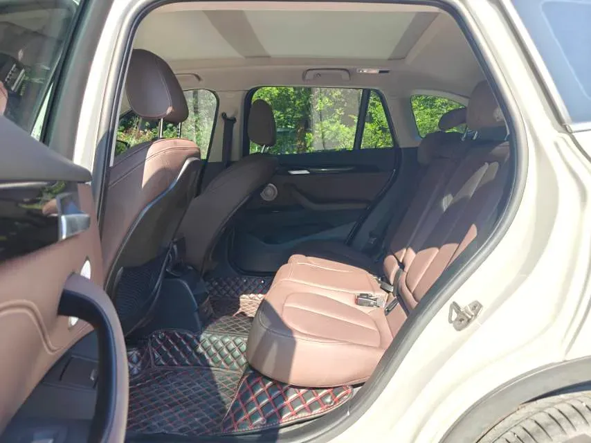 2022 BMW X1 1.5T 140HP L3 7DCT,autocango,china used car exporter,china ev exporter,chinese used car exporter,chinese used ev exporter