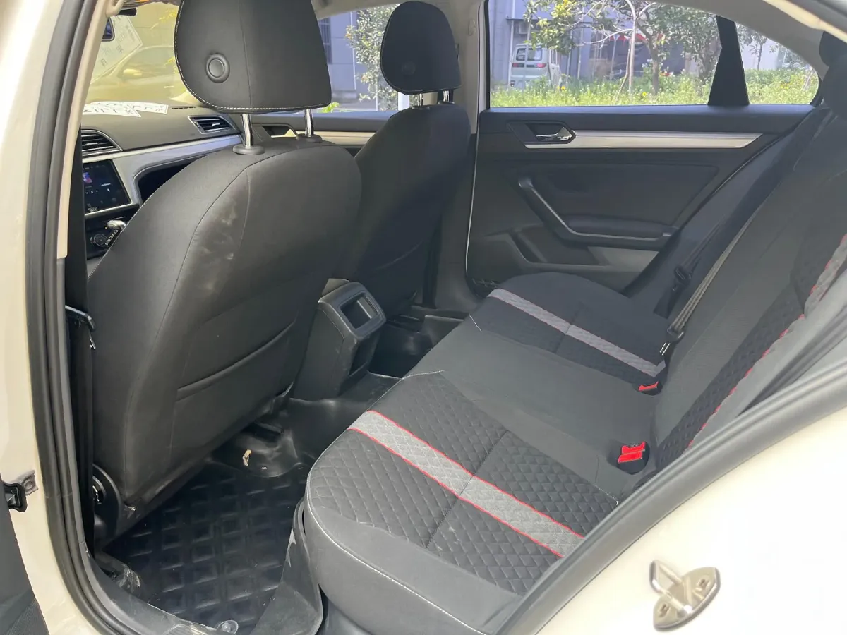 2019 Volkswagen Lamando 1.4T 131HP L4 7DCT,autocango,china used car exporter,china ev exporter,chinese used car exporter,chinese used ev exporter