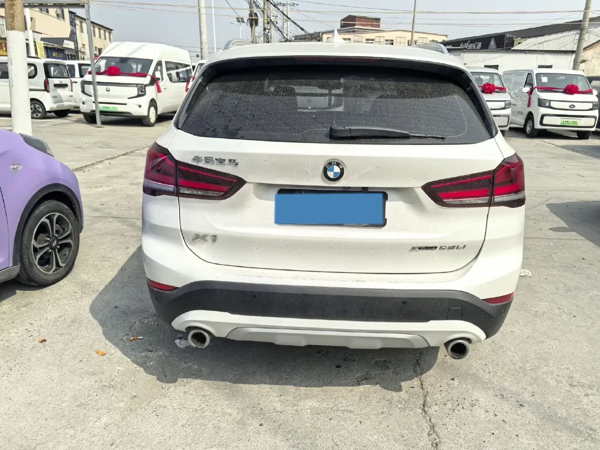 2022 BMW X1 2.0T 192HP L4 8AT,autocango,china used car exporter,china ev exporter,chinese used car exporter,chinese used ev exporter