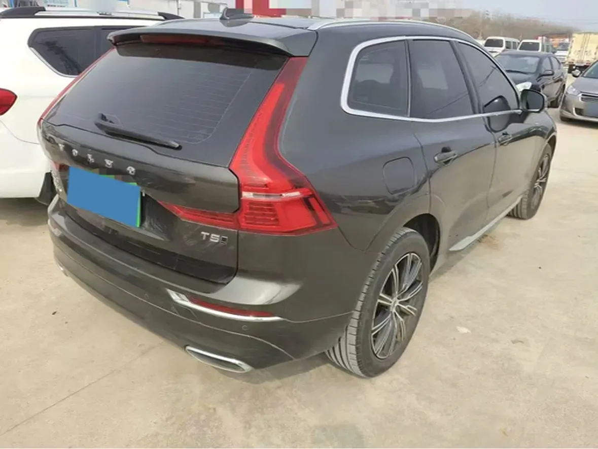 2021 Volvo XC60 2.0T 250HP L4 8AT,autocango,china used car exporter,china ev exporter,chinese used car exporter,chinese used ev exporter