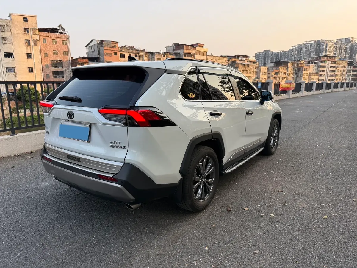 2023 Toyota RAV4 2.0L 171HP L4 CVT,autocango,china used car exporter,china ev exporter,chinese used car exporter,chinese used ev exporter