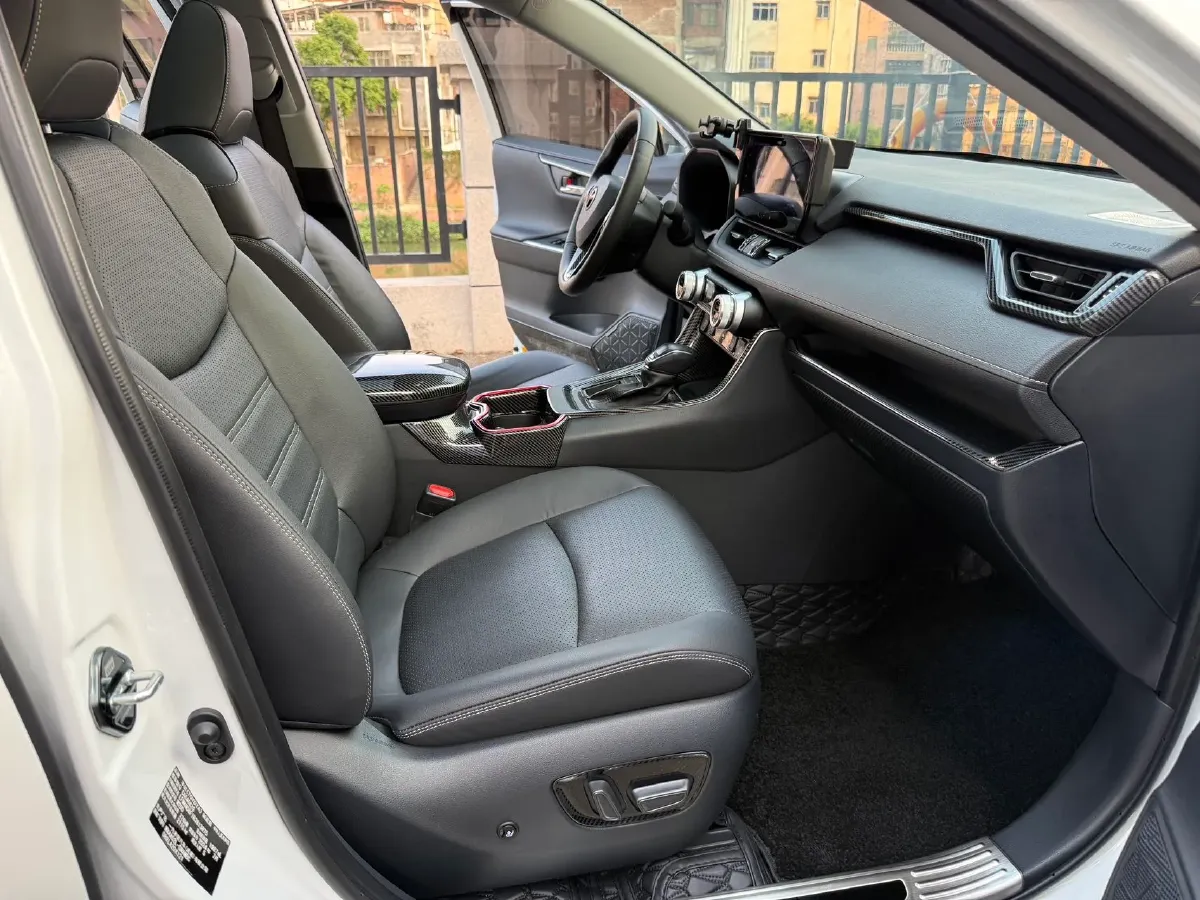 2023 Toyota RAV4 2.0L 171HP L4 CVT,autocango,china used car exporter,china ev exporter,chinese used car exporter,chinese used ev exporter