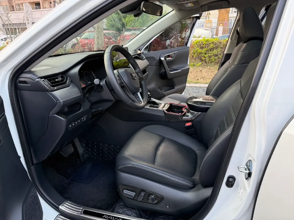 2023 Toyota RAV4 2.0L 171HP L4 CVT,autocango,china used car exporter,china ev exporter,chinese used car exporter,chinese used ev exporter