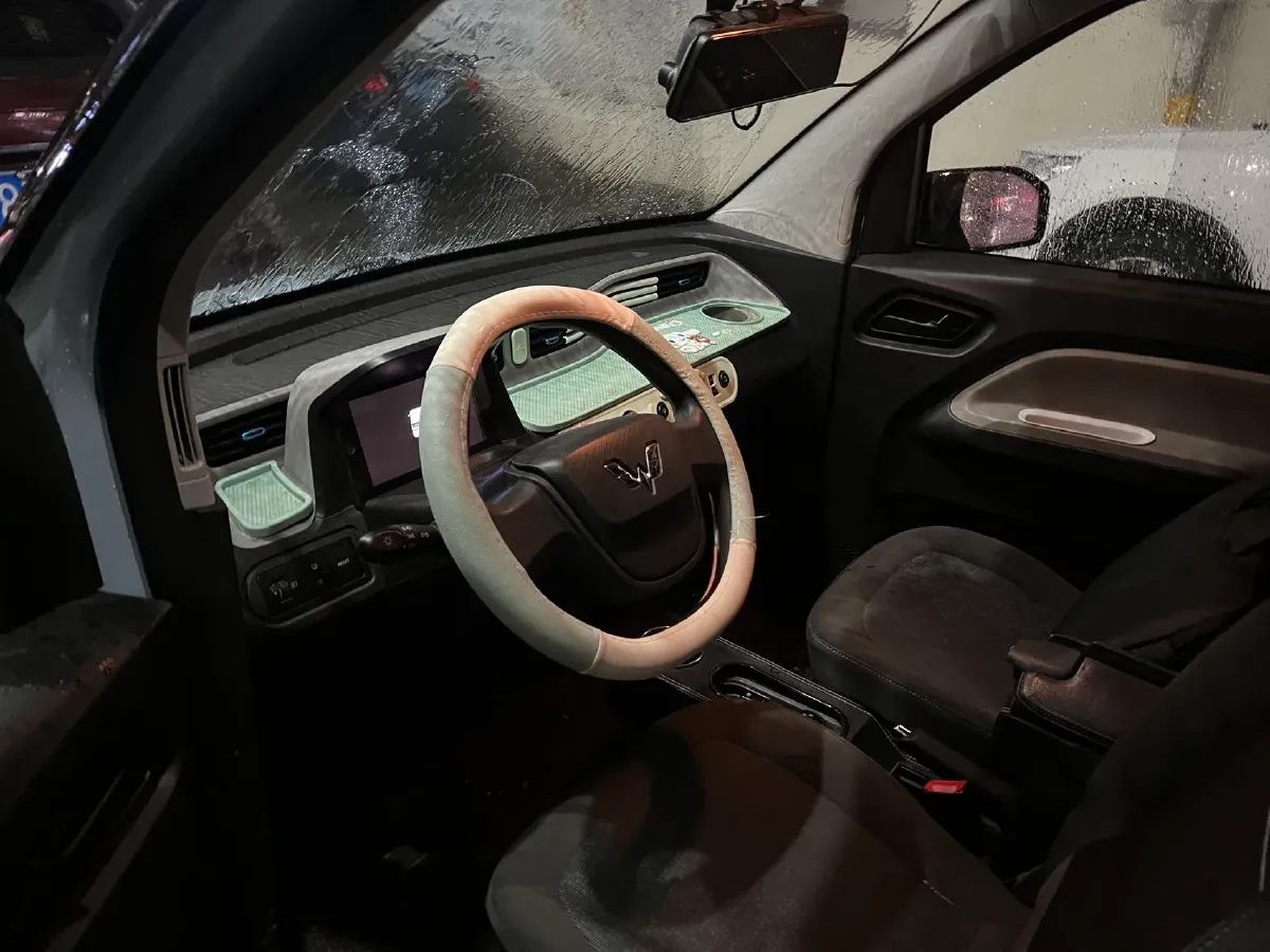 2020 WuLing HongGuang MINI EV BEV 13.8KWH,autocango,china used car exporter,china ev exporter,chinese used car exporter,chinese used ev exporter