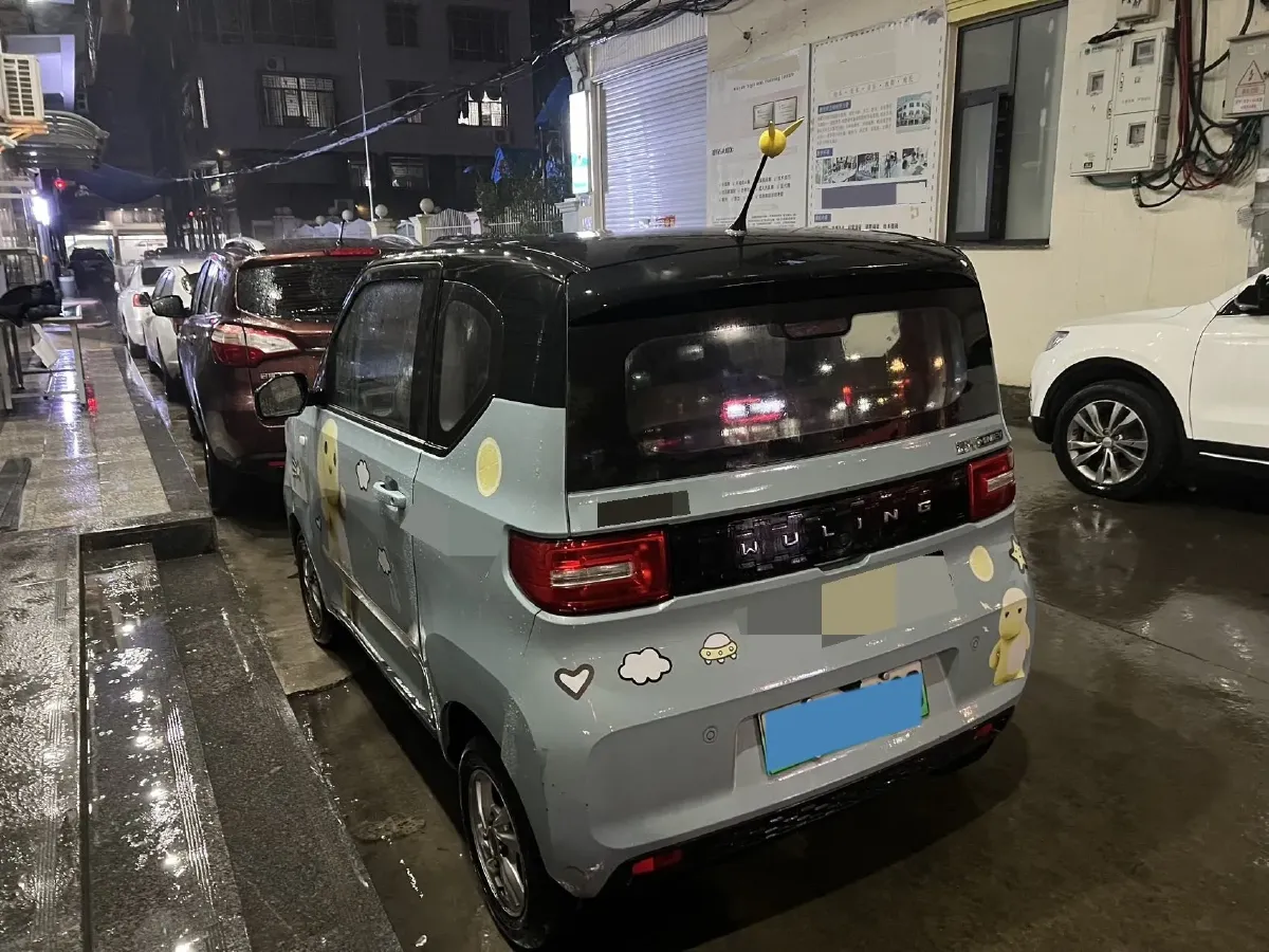 2020 WuLing HongGuang MINI EV BEV 13.8KWH,autocango,china used car exporter,china ev exporter,chinese used car exporter,chinese used ev exporter