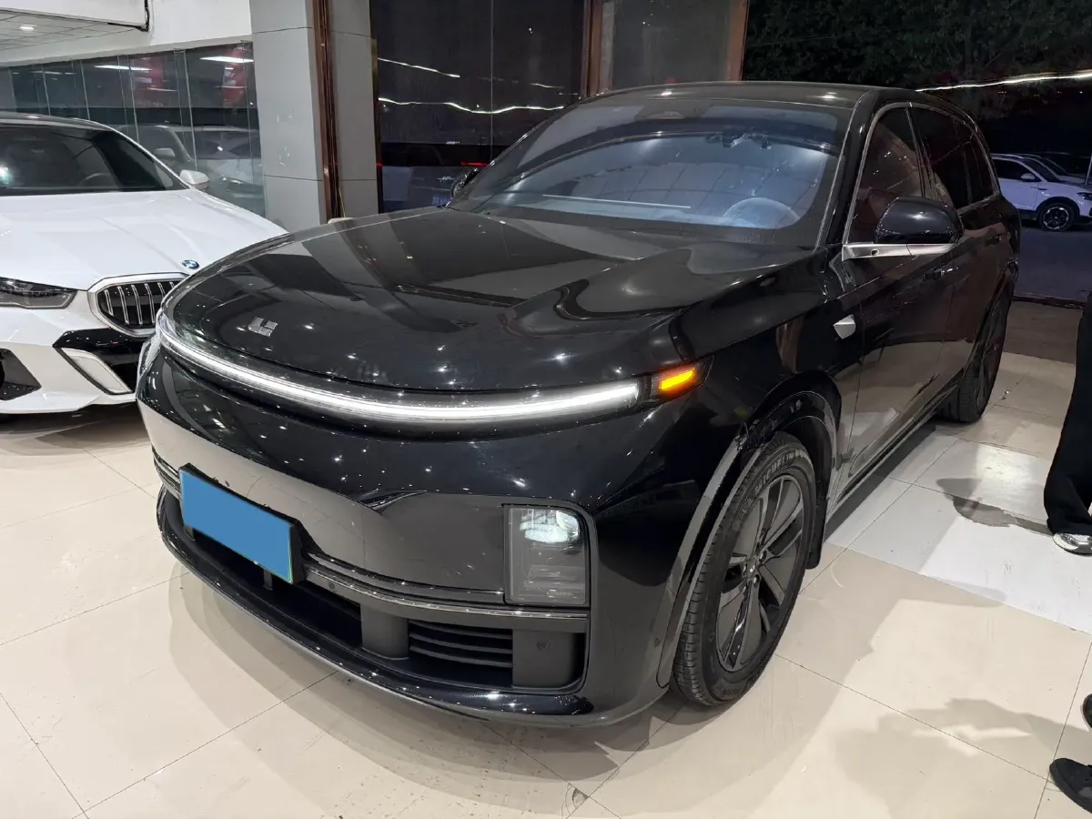 2024 Li L7 Range Extended 154HP REEV 42.8KWH,autocango,china used car exporter,china ev exporter,chinese used car exporter,chinese used ev exporter